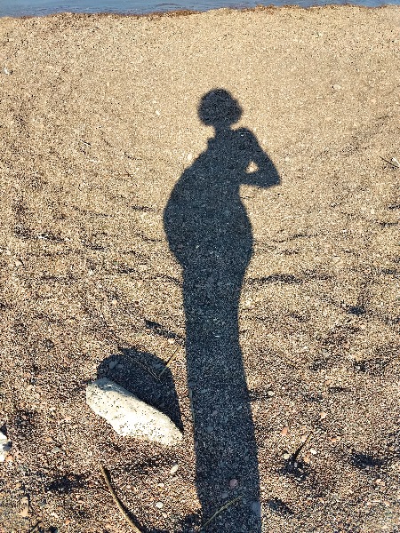 pregnant belly shadow